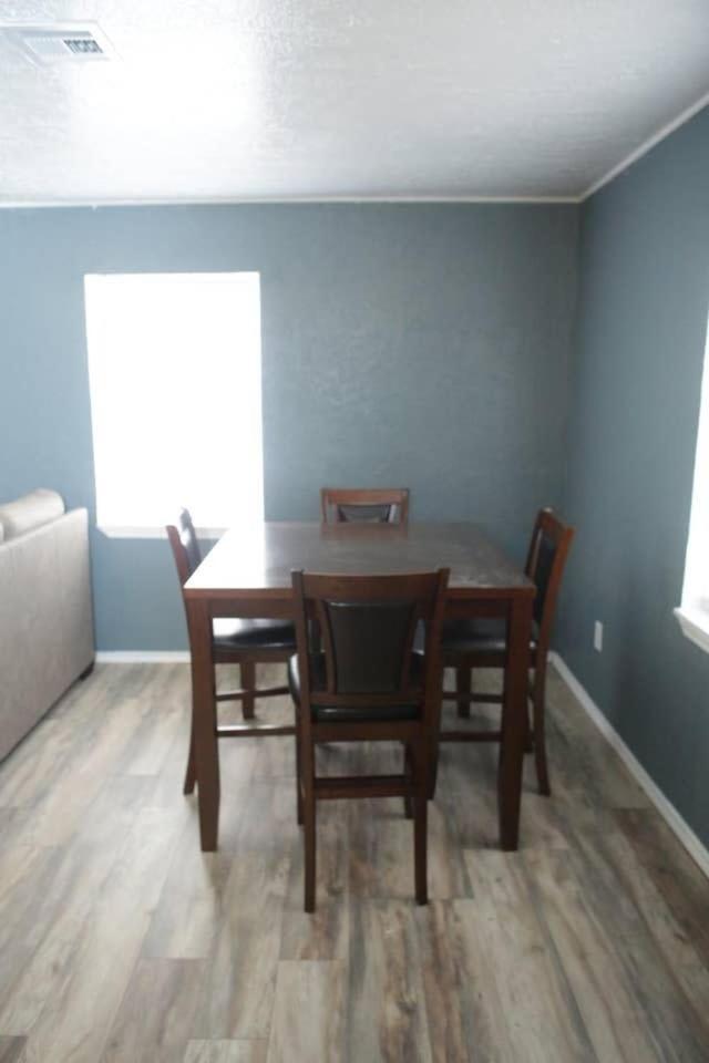 1 Bedroom With A Fireplace Close To Base ลอว์ตัน ภายนอก รูปภาพ
